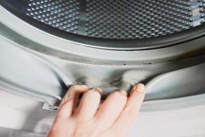 Přečtete si více ze článku Lžíce v gumové vložce pračky: řešení, které kopíruje stále více lidí