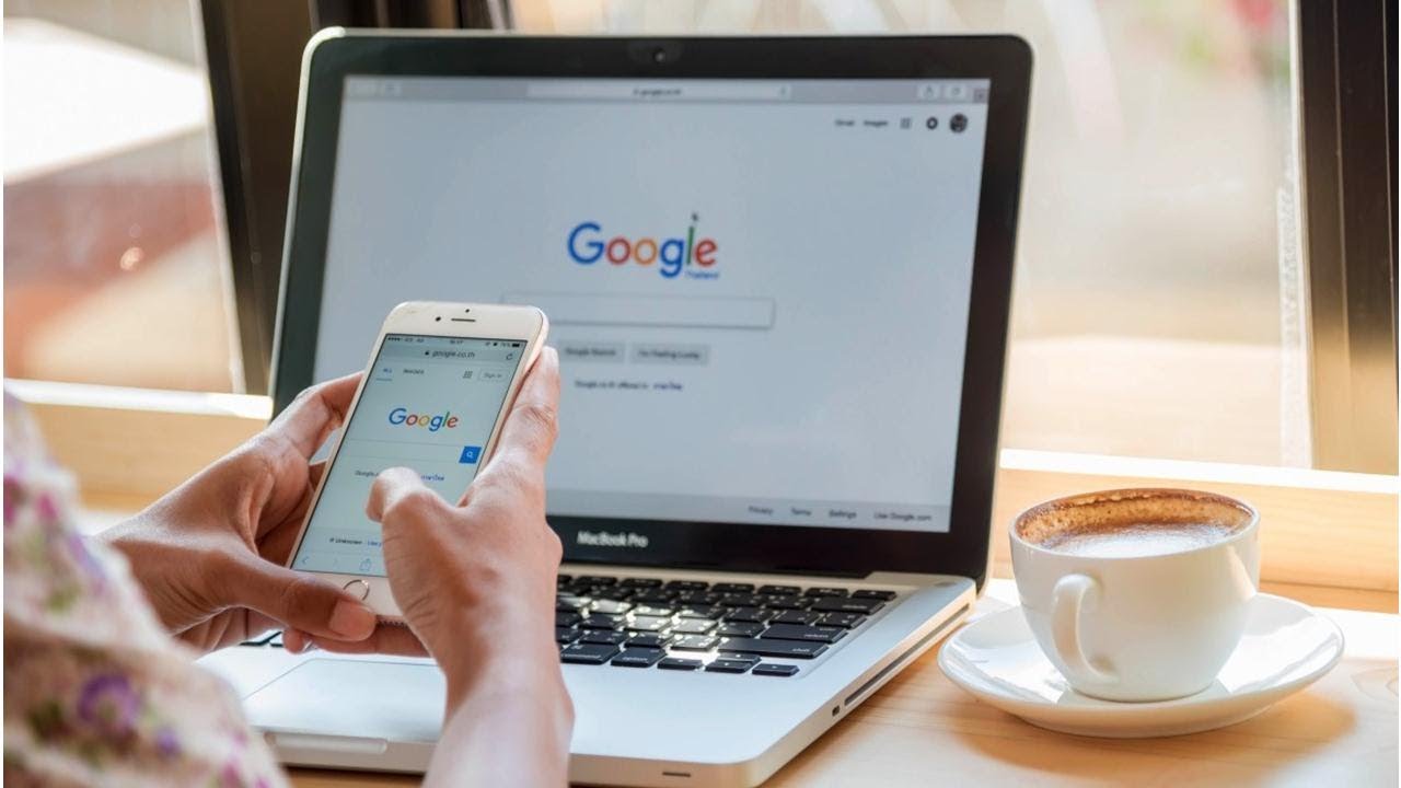 Přečtete si více ze článku Zadejte toto slovo do vyhledávače Google a dozvíte se pravdu o svém internetu. Polovina Čechů tuto funkci nezná a platí zbytečně víc